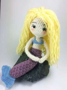 Read more about the article Mermaid Outfit for Crochet Doll