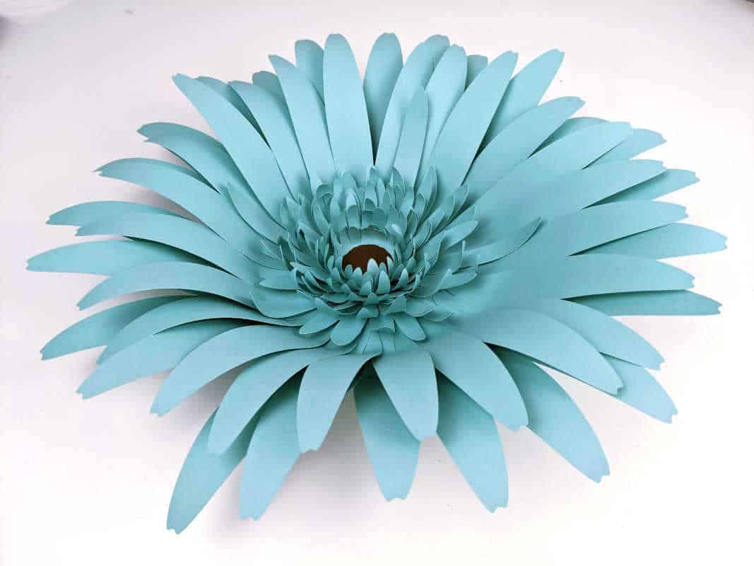You are currently viewing How to Make Giant Gerbera Daisies
